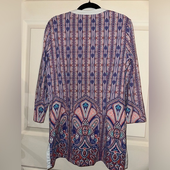 J. McLaughlin women’s quarter button front colorful boho printed top M spring - Picture 8 of 8